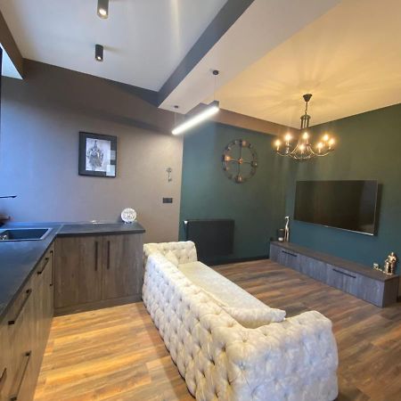 New Apartment With Terrace Tbilisi Buitenkant foto