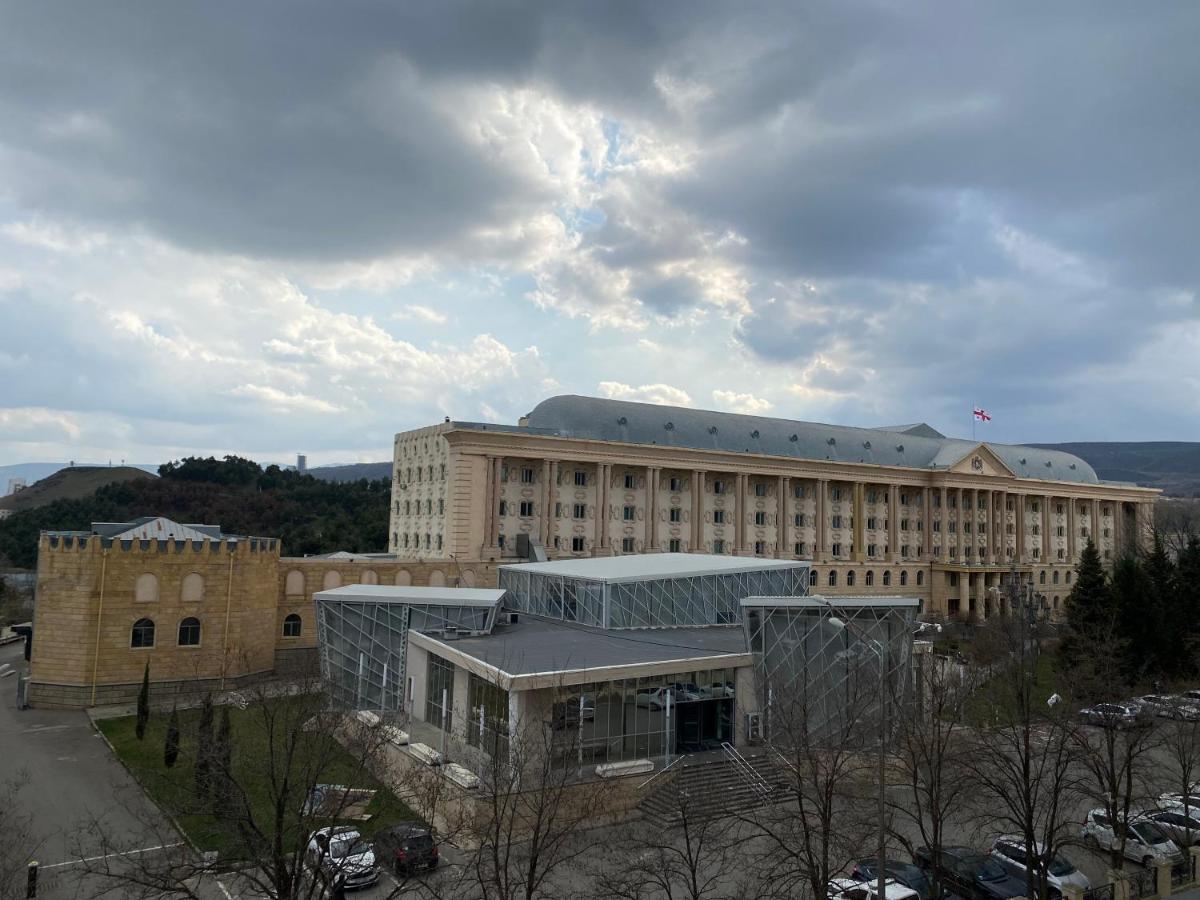 New Apartment With Terrace Tbilisi Buitenkant foto